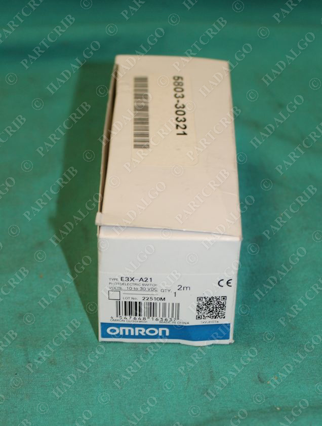 Omron, E3X-A21 Photoelectric Switch Sensor 10-30VDC 2m NEW