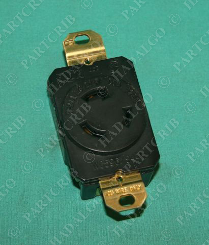 Leviton WC596/94-1 Plug Receptacle 20a 250v Twisk Lock NEW