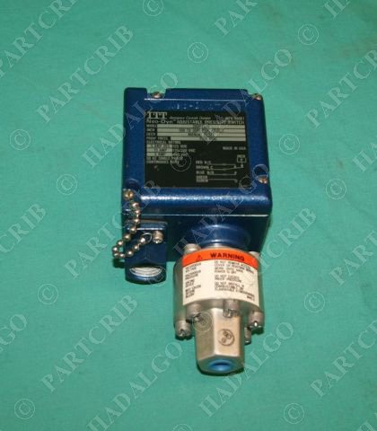 ITT, 200P1S28,  Neo-Dyn Adjustable Pressure Switch 500-3000psig NEW