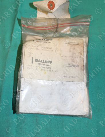 Balluff, BKS-S32M-00, Connector 423-2-99-5672-19-08 4996367455 Plug 8 pin
