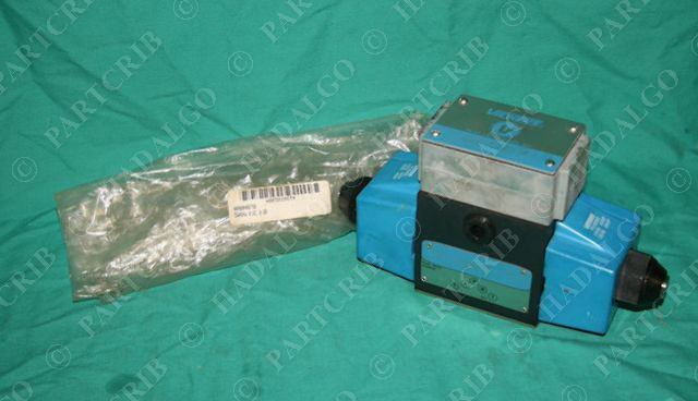 Vickers DG4S4W-016C-B-60 Hydraulic Pilot Valve Directional NEW