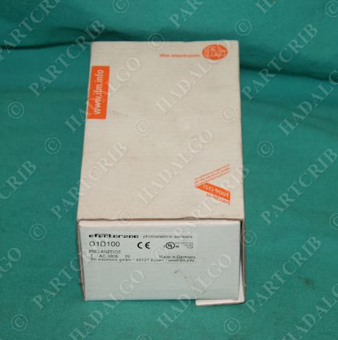 IFM, O1D100,  Efector Photoelectric Distance Sensor 01DLF3KG NEW