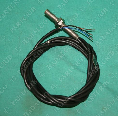 IFM Efector, IE5260, IEA3002BBPKG, Proximity Sensor Switch NEW