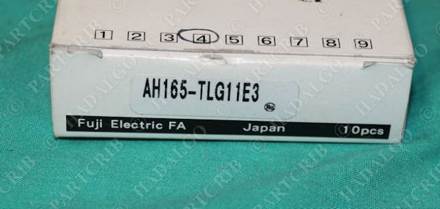 Fuji Electric, AH165-TLG11E3, Pushbutton Green Illuminated Light Push Button Switch