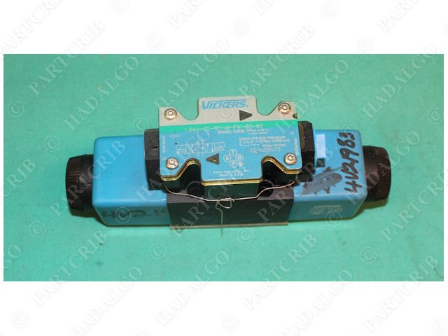 Vickers, DG4V-3S-6C-M-FW-B5-60, Hydraulic Directional Valve NEW
