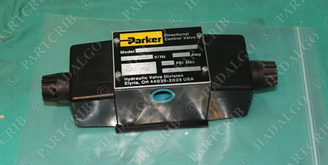 Parker, D3W8CVYC-14, Directional Control Valve 5000psi NEW