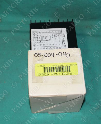Honeywell, DC300K-E-4A0-10-0000-0, UDC3000 Versa-Pro Temperature Controller NEW