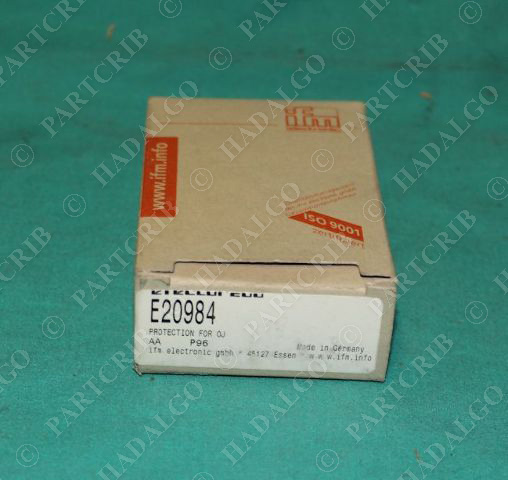 IFM, E20984, Efector Sensor Mounting Mount Angle Bracket NEW