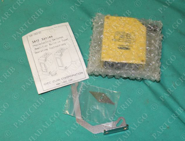 Banner, Q60BB6AF2000Q, 63001, Photoelectric NPN PNP Adjustable Field Infrared Sensor
