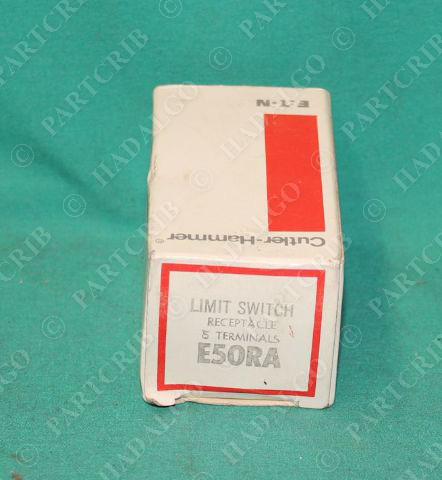 Cutler Hammer, E50RA, Limit Switch Receptacle Body Base 5 Terminals NEW