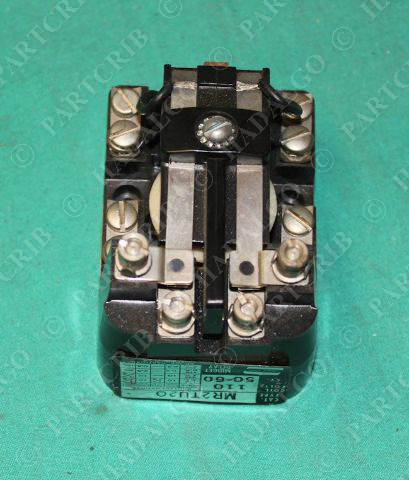 Crouse-Hinds, MR2TU20, Midget Relay 110V Coil NEW