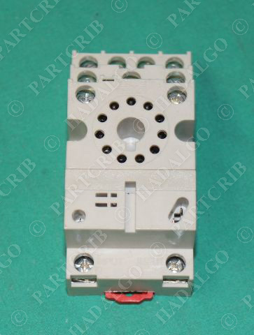 Siemens, 3TX7144-4E3, Relay Socket Base Mount 16A 300V NEW
