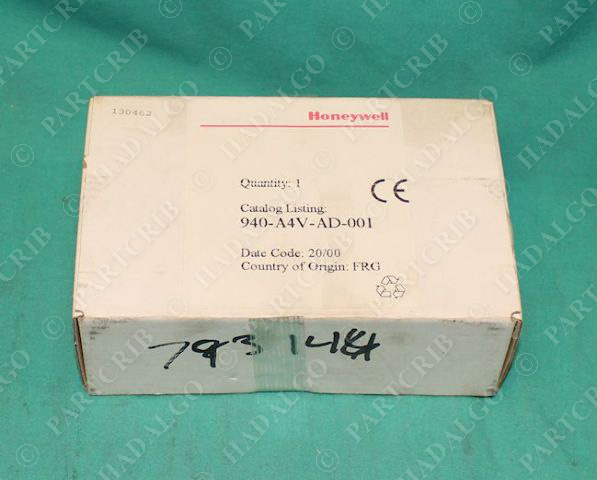 Honeywell 940-A4V-AD-001 Ultrasonic Proximity Sensor Transducer  NEW