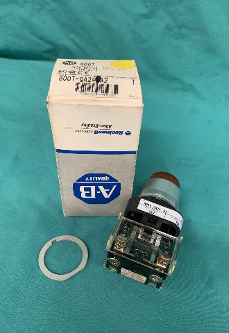 Allen Bradley, 800T-QA24GA2, Push Button, 24V, Illuminated Green Lens, Ser.T QA24A2