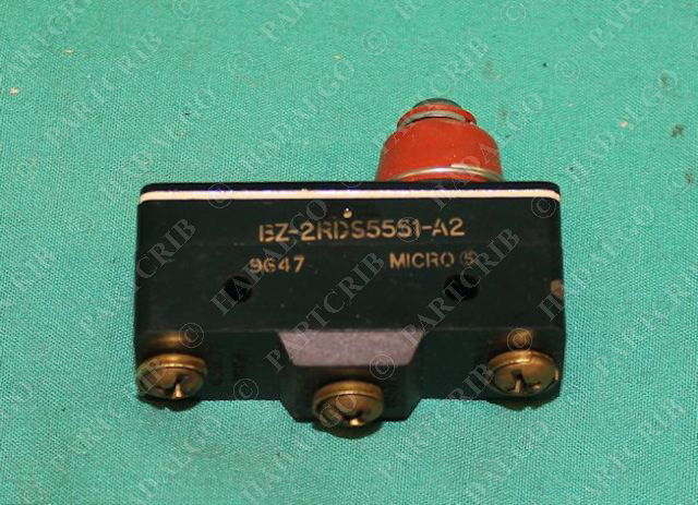 Honeywell Micro Switch SBZ-2RDS5551-A2  Limit Switch w/ Spring Plunger NEW