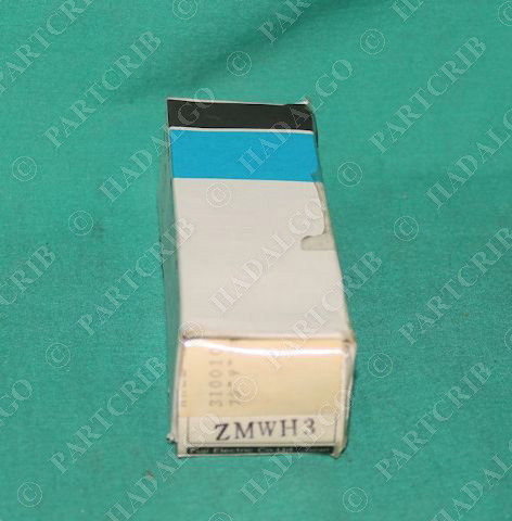 New Fuji Electric, AH22-ZM H3, AHX511-H Indicator Light, 100/110V, 22.5mm, DR22D0L-H3W White NEW