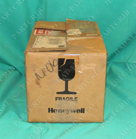 Honeywell DC2500-E0-0L00-100-10000-E0-0 UDC2500 Process Temperature Controller