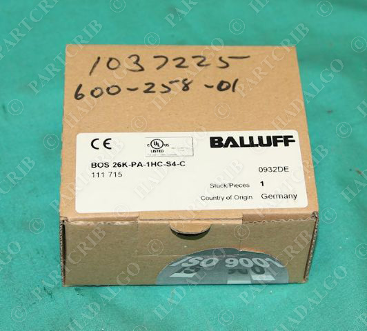 Balluff BOS-26K-PA-1HC-S-4-C Photoelectric Sensor 0932DE B0S NEW