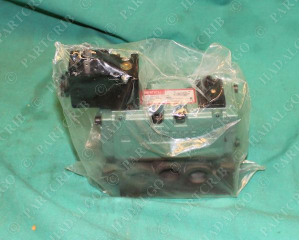 Numatics I12BA4154Q26Y61 Pilot Pressure Valve I12BA4004P26Y61 Solenoid NEW