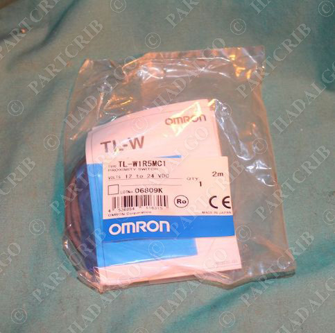 Omron TL-W1R5MC1 Proximity Switch 12-24 VDC 2m NEW