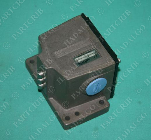 Balluff, BNS-819-003-012-100, Precision Limit Switch 3 Position Cam NEW