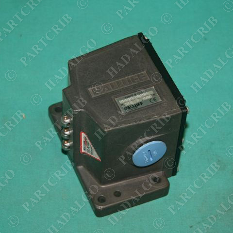 Balluff, BNS-819-003-R16-100, Limit Switch 3 Position Roller Cam Plunger NEW