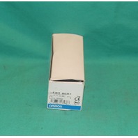 Omron E3HT-DS3E1 Photoelectric Switch 12-24VDC NEW SD5389