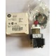 Allen Bradley 800T-16HR2KB6AX Illuminated Selector Switch Red NEW SD6205